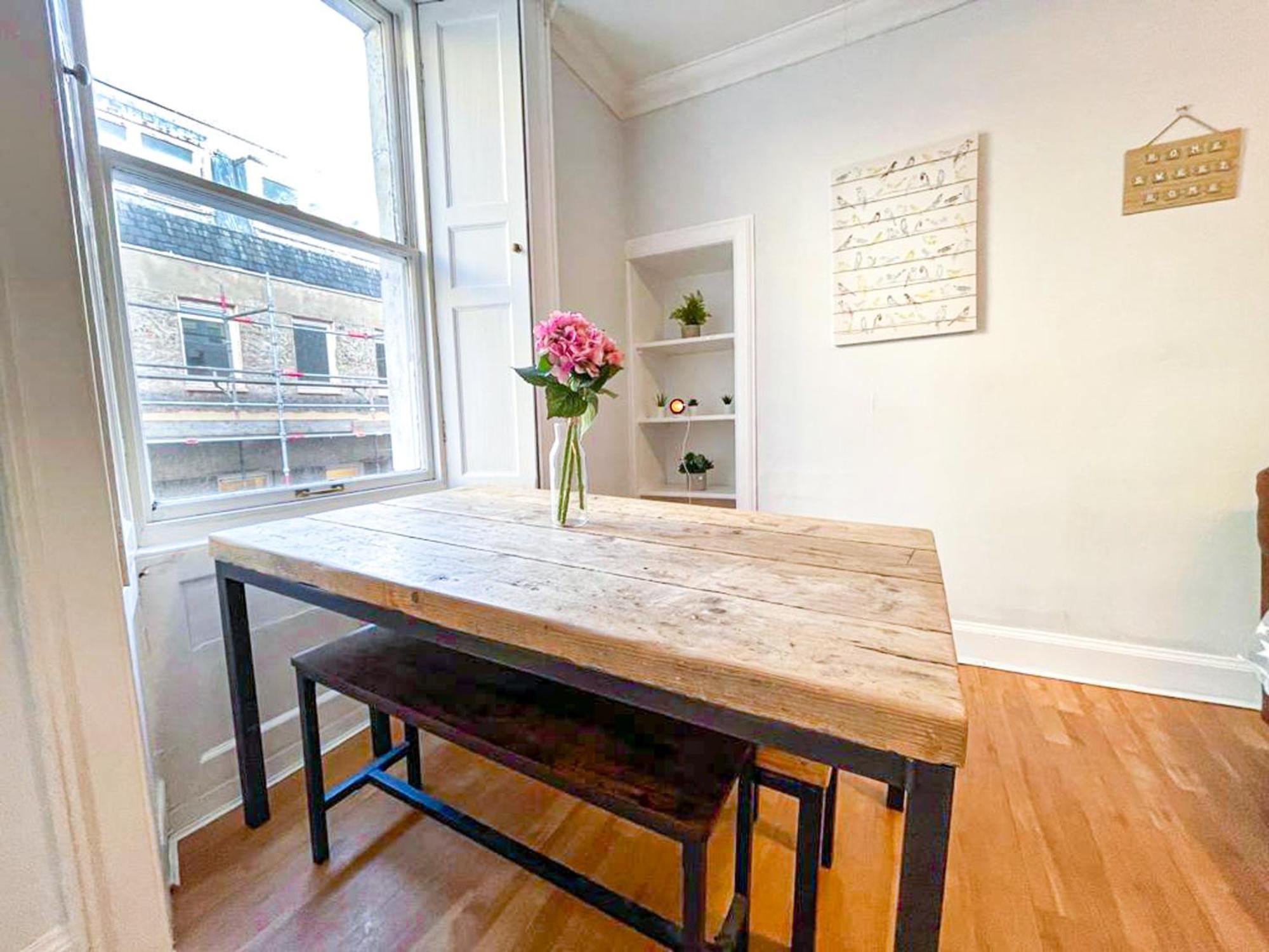 Rose Street'S Hidden Treasure- 2Bed Newly Refurbished Apt Edimburgo Exterior foto